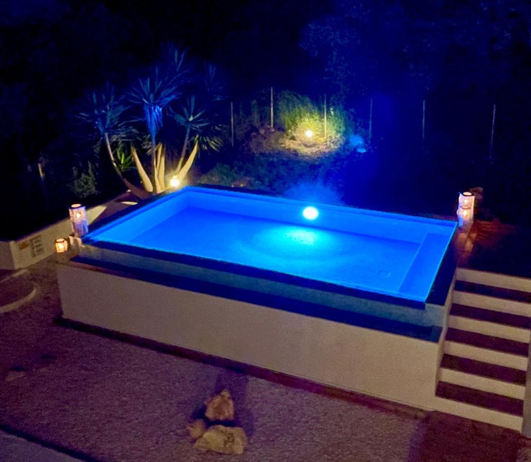 Armoniahousesuites Peritheia Exterior foto