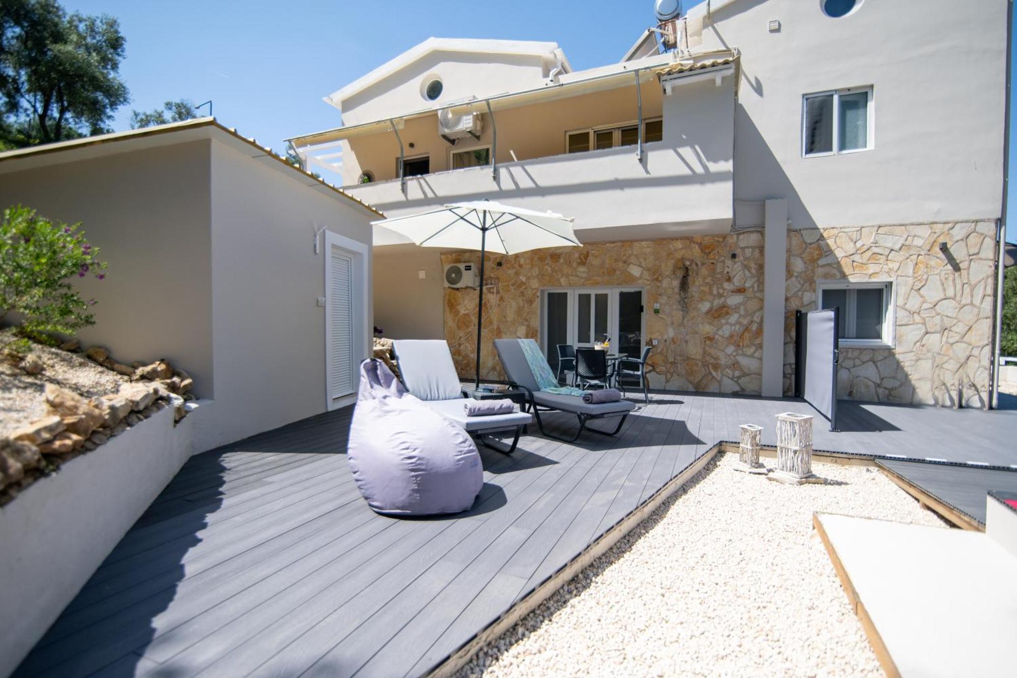 Armoniahousesuites Peritheia Exterior foto